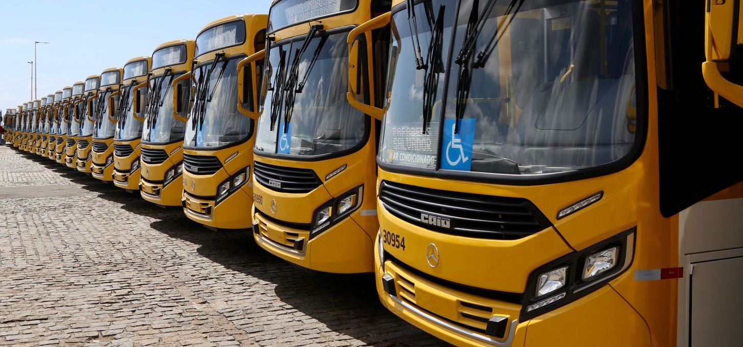 Quarenta ônibus com ar-condicionado para Salvador